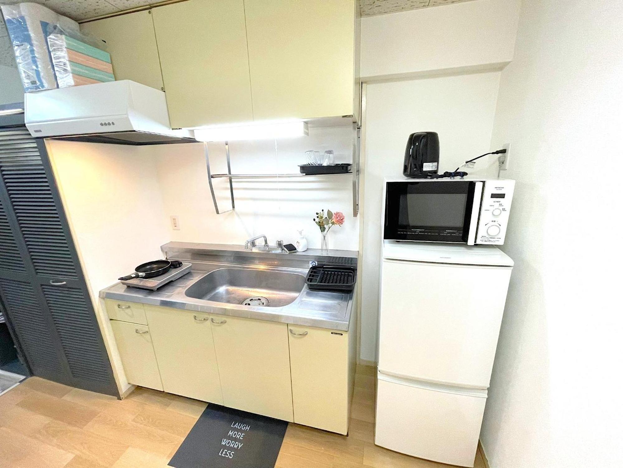 Fukuoka Airport Line Ijiri St Self Check In Apartment Exterior photo