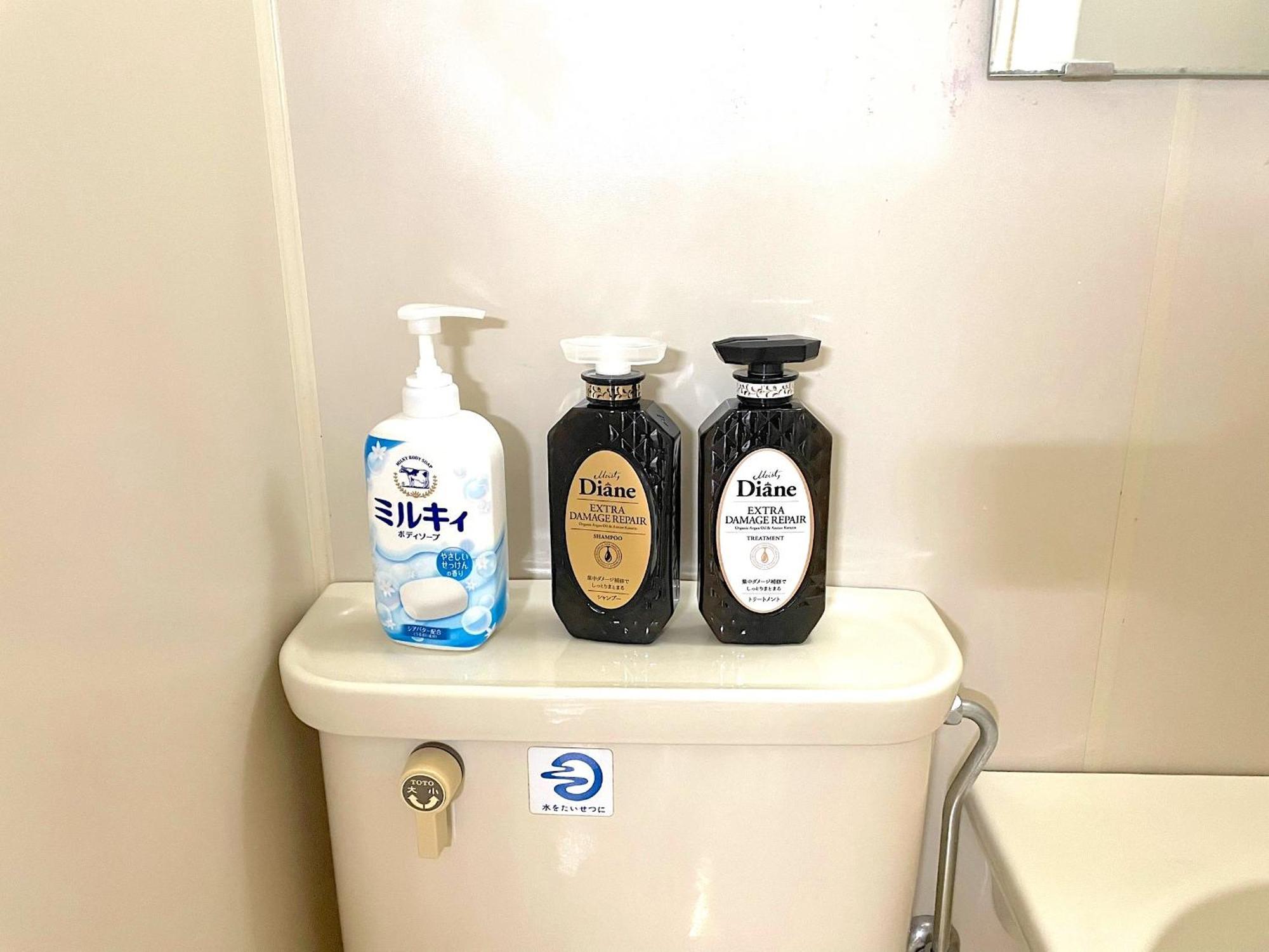 Fukuoka Airport Line Ijiri St Self Check In Apartment Exterior photo
